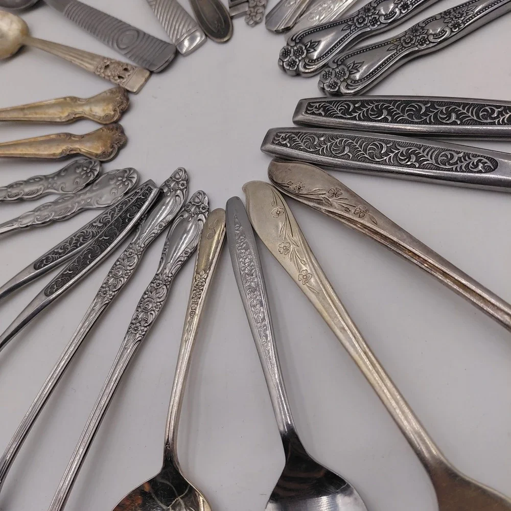 Vtg Flatware Mixed Lot 24 Ornate Fancy Patterns Silverware Jewelry Art Geometric